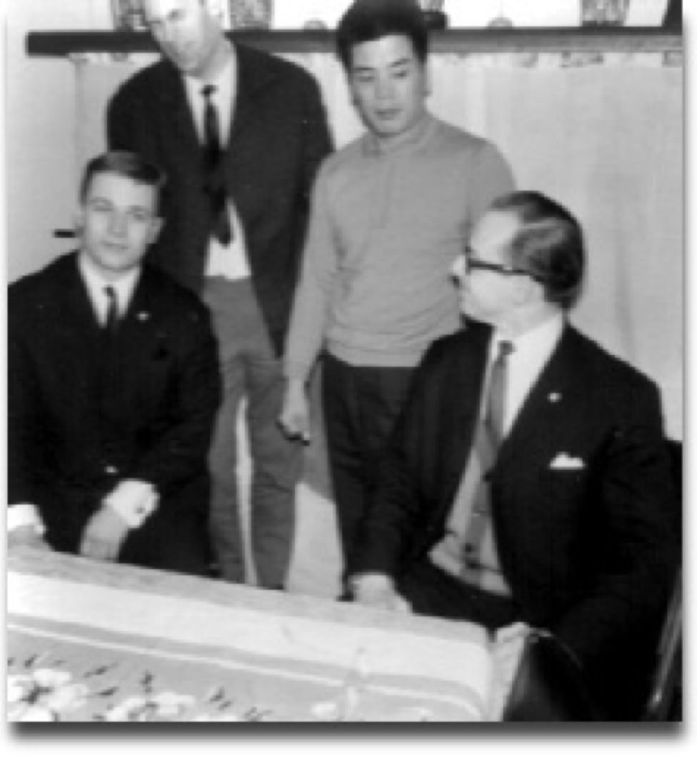 Rinus Schulz with Kenji Kurasaki Kyokushin in Amsterdam.